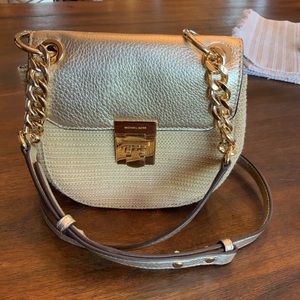Michael Kors crossbody or shoulder bag